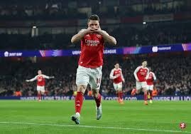 湖人揪出最大毒瘤！詹姆斯第五冠要被他毁了，东契奇也表达不满